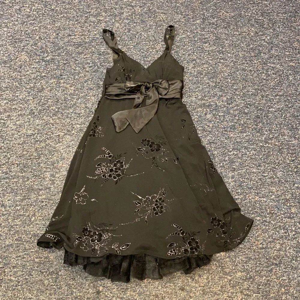 City Triangles Velour Flower Dress sz. M